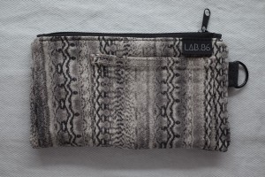 Kosmetyczka upcykling #grey snake